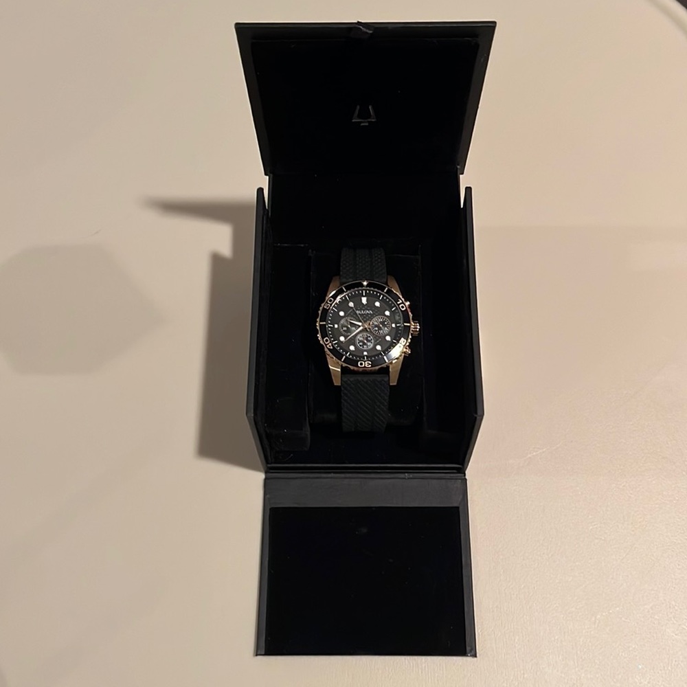 Never Worn Men’s Bulova Watch (Stainless Steel/Water Resistant)
